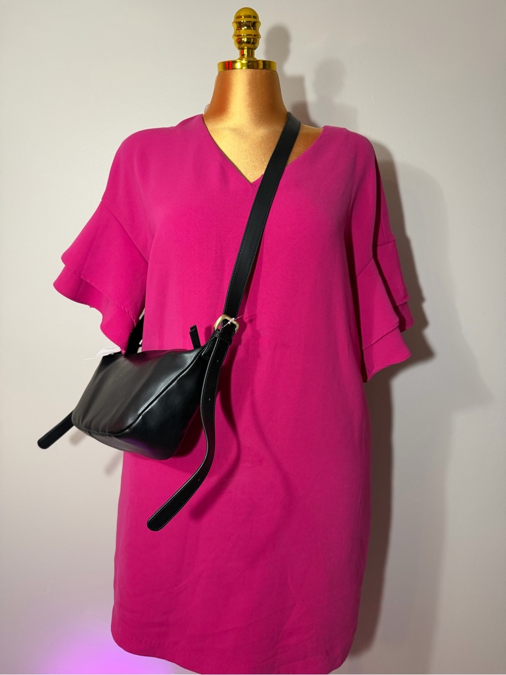 Black Leather Crossbody Bag - Sleek Everyday Shoulder Bag